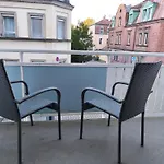 Falk Homes- Luxus City Apartment, Ideal Fuer Geschaeftsreisende & Familien - Nahe Messe, Mit Balkon, Arbeitsplatz & Parkplatz Im Zentrum Nuernbergs, Self Check-In