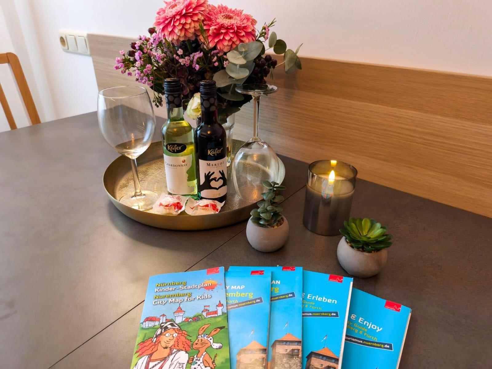 Falk Homes- Luxus Apartment, Ideal Fuer Geschaeftsreisende & Familien - Nahe Messe, Mit Balkon, Arbeitsplatz & Parkplatz Im Zentrum Nuernbergs, Self Check-in Apartment Nürnberg