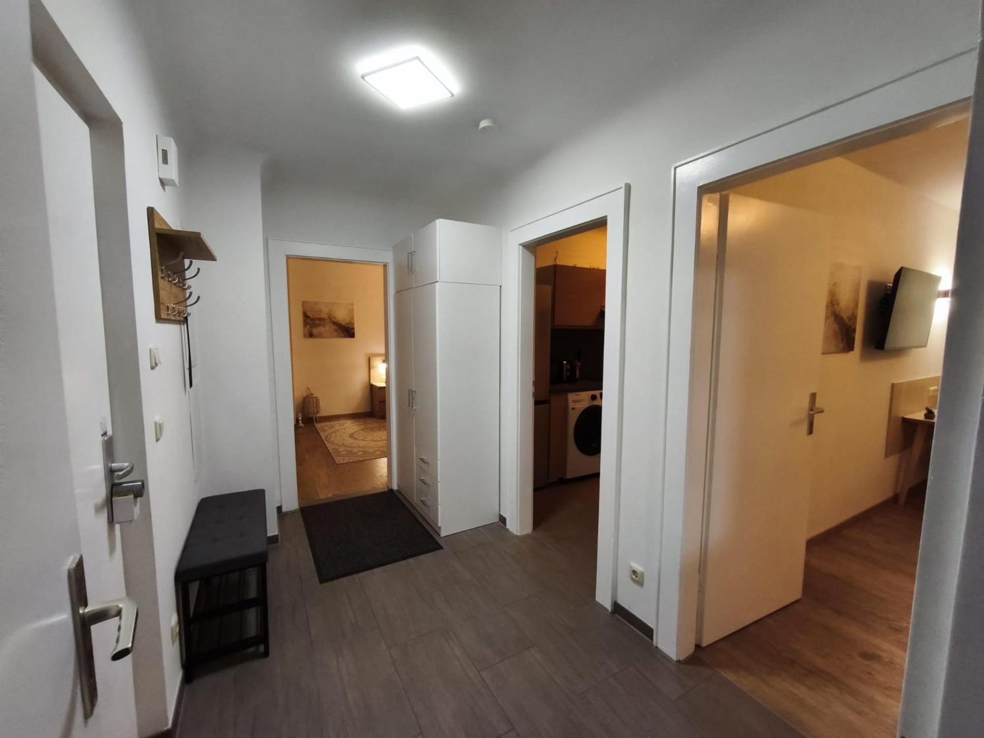 Falk Homes- Luxus Apartment, Ideal Fuer Geschaeftsreisende & Familien - Nahe Messe, Mit Balkon, Arbeitsplatz & Parkplatz Im Zentrum Nuernbergs, Self Check-in